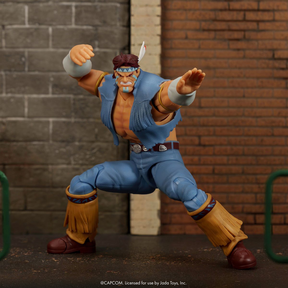 Pre-Order Ultra Street Fighter II T. Hawk Deluxe 6-Inch Scale Action Figure US-IMPORT JD35739