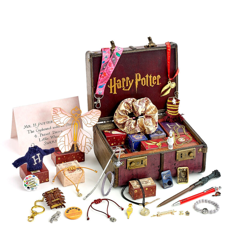 PRE-ORDER Harry Potter Hogwarts Koffer Adventskalender