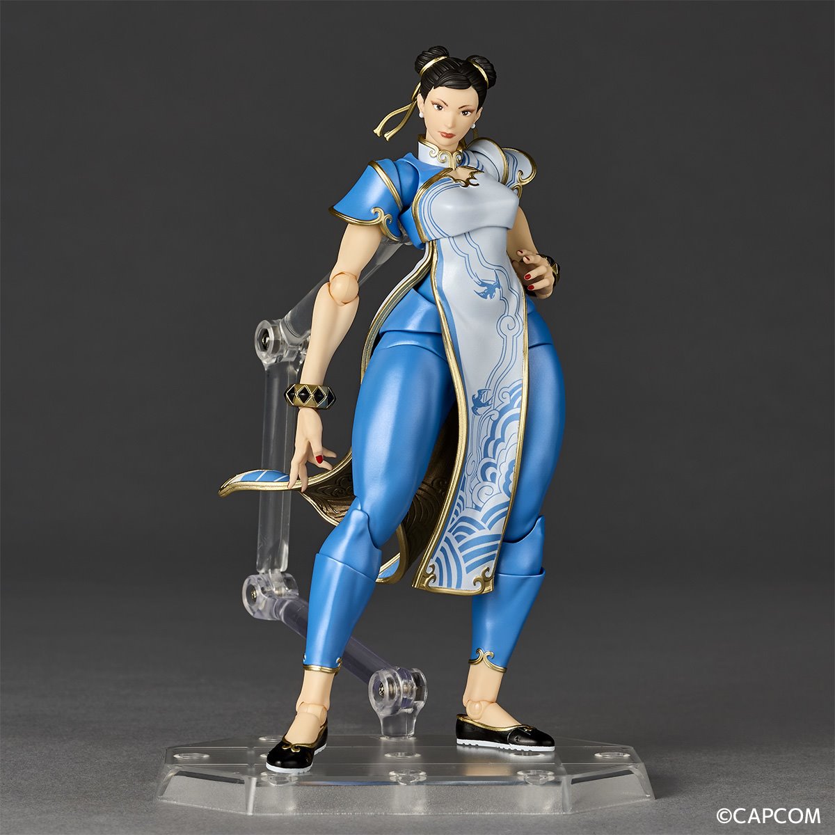 PRE-ORDER Street Fighter 6 Chun-Li Revoltech Amazing Yamaguchi Action Figure DC220806 US-Import