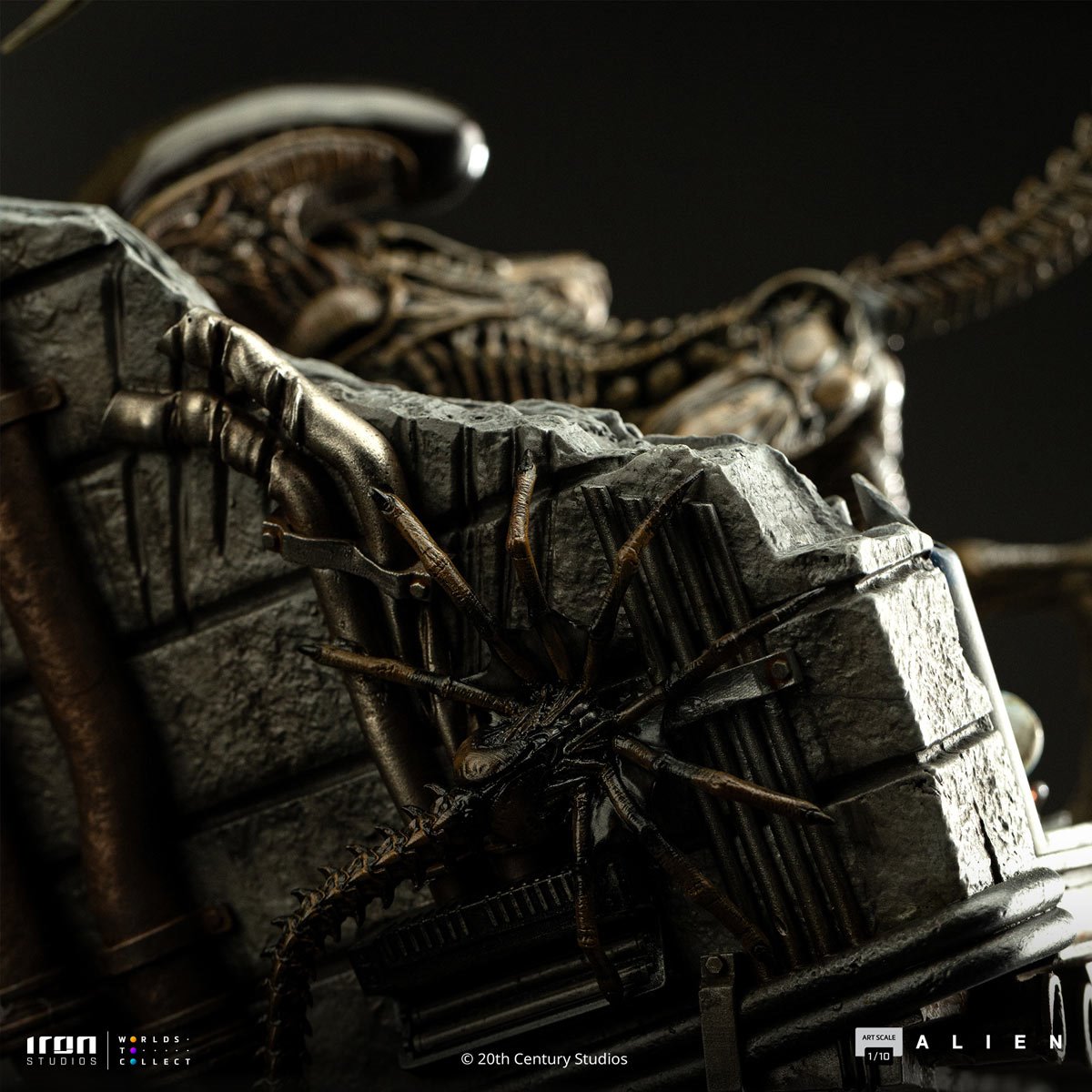 PRE-ORDER Alien 3 Ellen Ripley and Dog Alien 1:10 Art Scale Statue RN34101 US-IMPORT