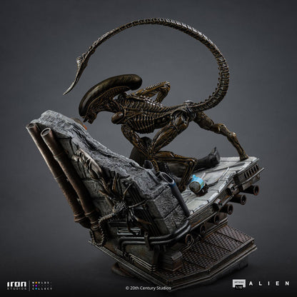 PRE-ORDER Alien 3 Ellen Ripley and Dog Alien 1:10 Art Scale Statue RN34101 US-IMPORT