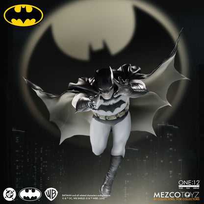 PRE-ORDER Batman: Year One One:12 Collective Action Figure MZ76333 US-IMPORT