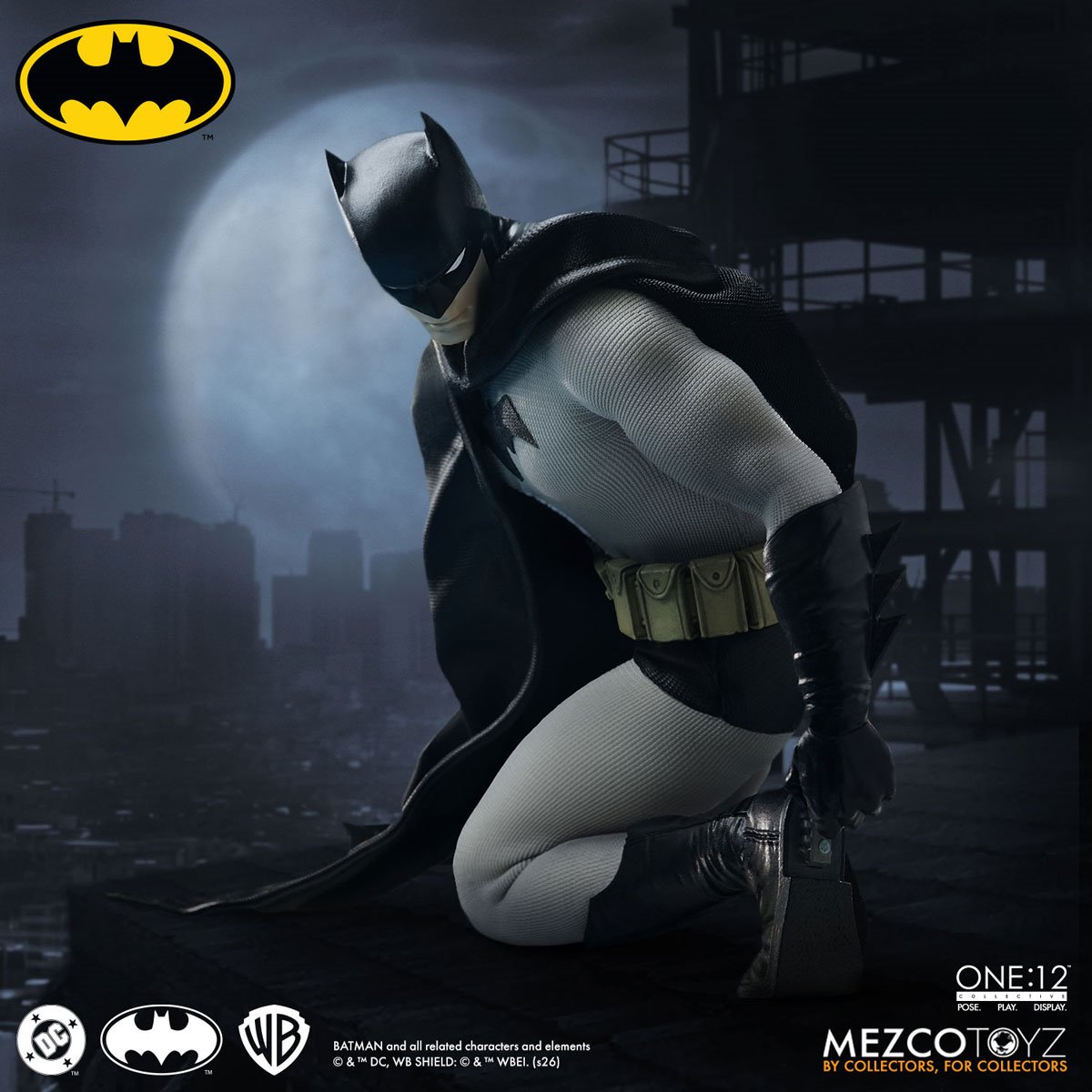 PRE-ORDER Batman: Year One One:12 Collective Action Figure MZ76333 US-IMPORT