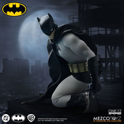 PRE-ORDER Batman: Year One One:12 Collective Action Figure MZ76333 US-IMPORT