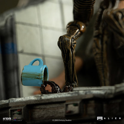 PRE-ORDER Alien 3 Ellen Ripley and Dog Alien 1:10 Art Scale Statue RN34101 US-IMPORT