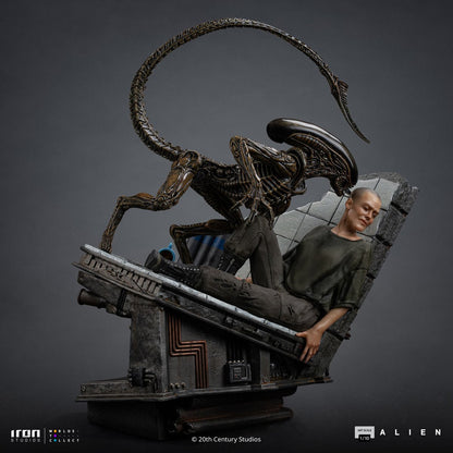 PRE-ORDER Alien 3 Ellen Ripley and Dog Alien 1:10 Art Scale Statue RN34101 US-IMPORT