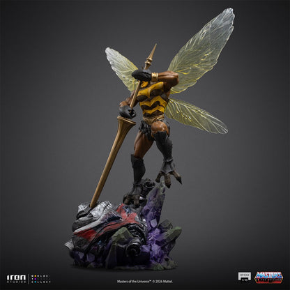 PRE-ORDER Masters of the Universe Buzz-Off 1:10 Art Scale Limited Edition Statue RN37010 US-IMPORT
